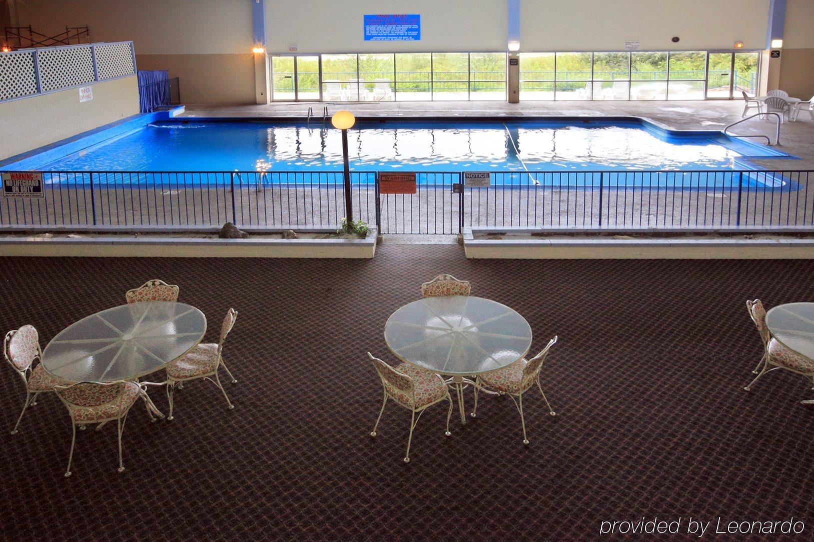 Americas Best Value Inn Newton Facilidades foto